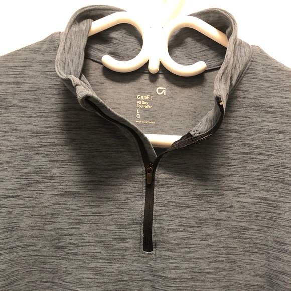 Gap 3/4 Zip Athleisure Athletic Workout Wear Long-Sleeve Large Sweater - Picture 3 of 5